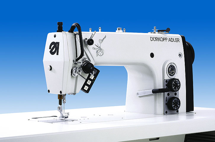 Single needle lockstitch machine with bottom feed and needle  feed for the universal use 272-140342